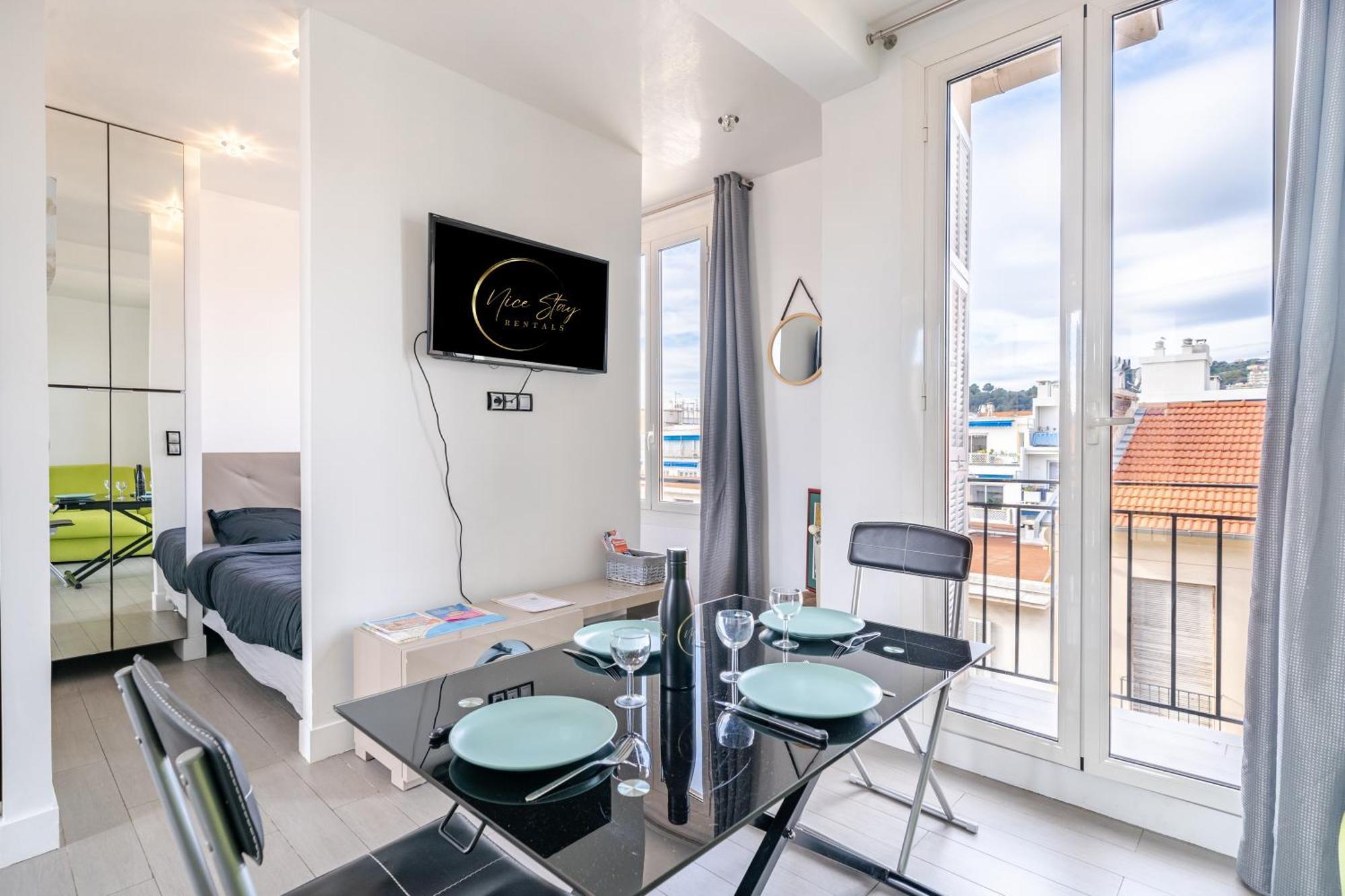 Top Floor Terrace - Dernier Etage Terrasse Cosy 尼斯 外观 照片